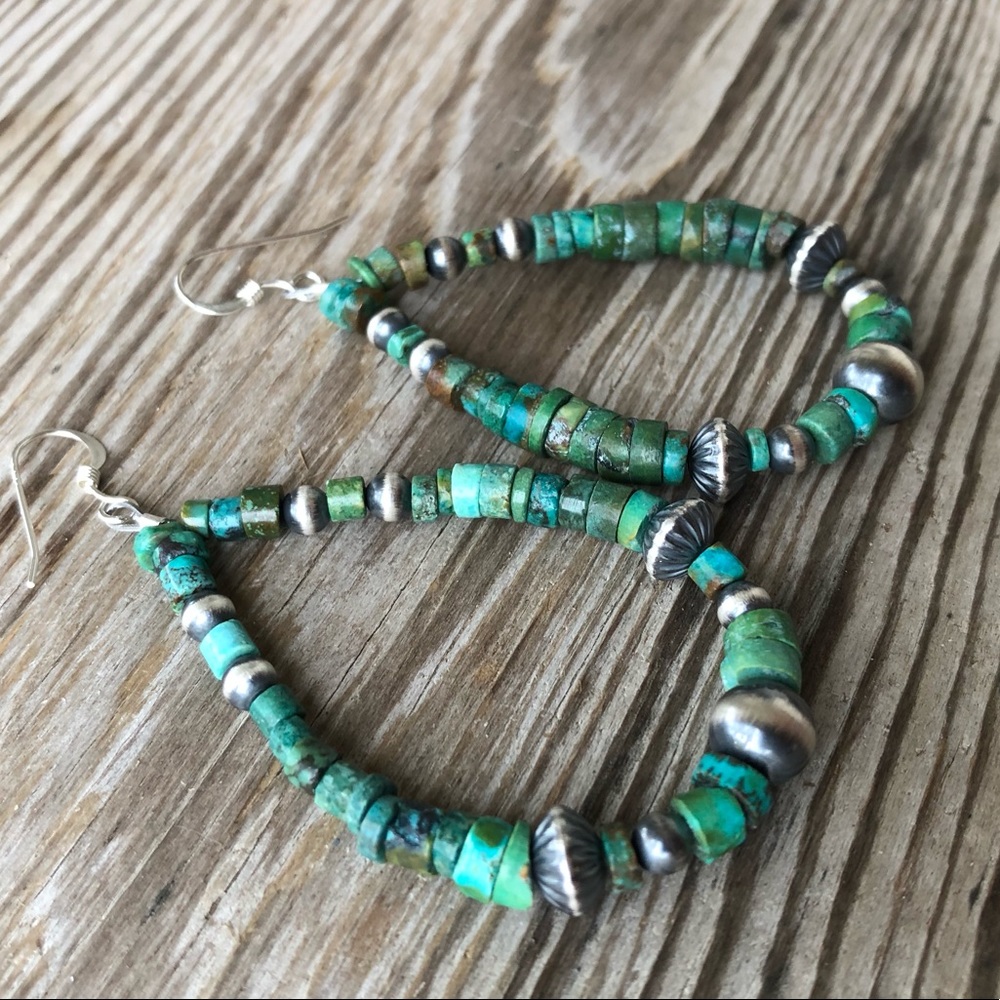 SOLD‼️ Teal Green Turquoise Desert Pearl